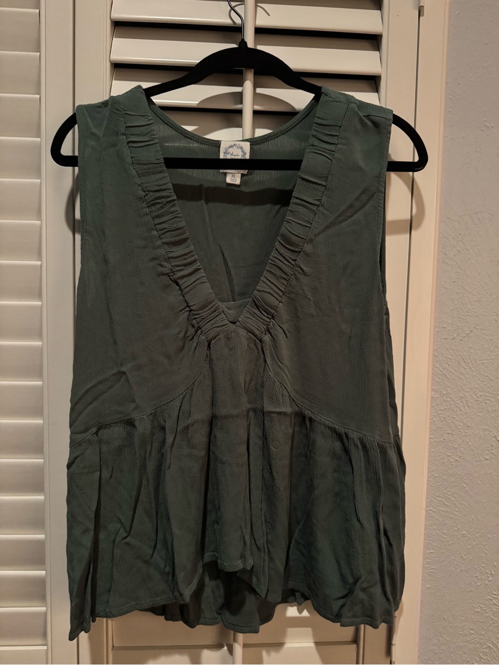 BLUE RAIN Olive Green Top Size XL